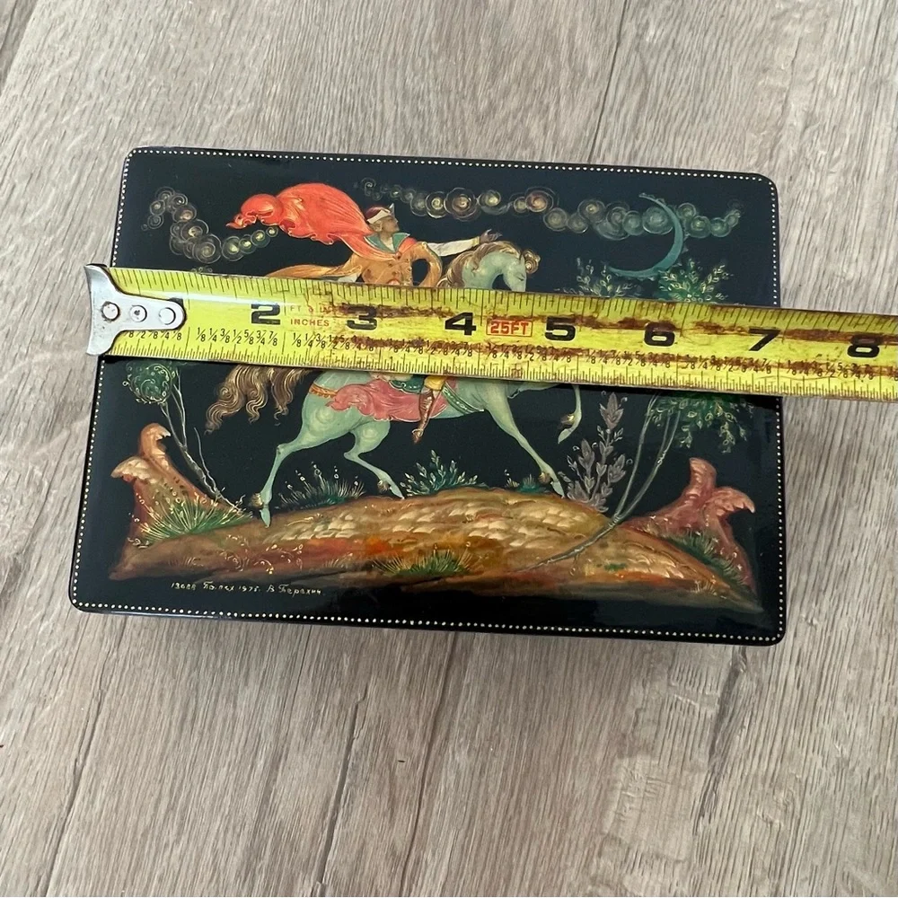 Vintage Large 1975 Russian Lacquer Box Made In USSR Artist‎ Signed W Certificate